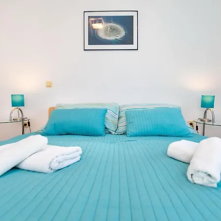 Schoene In Baska (Krk)