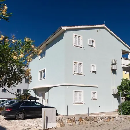 Schoene In * Baska (Krk)
